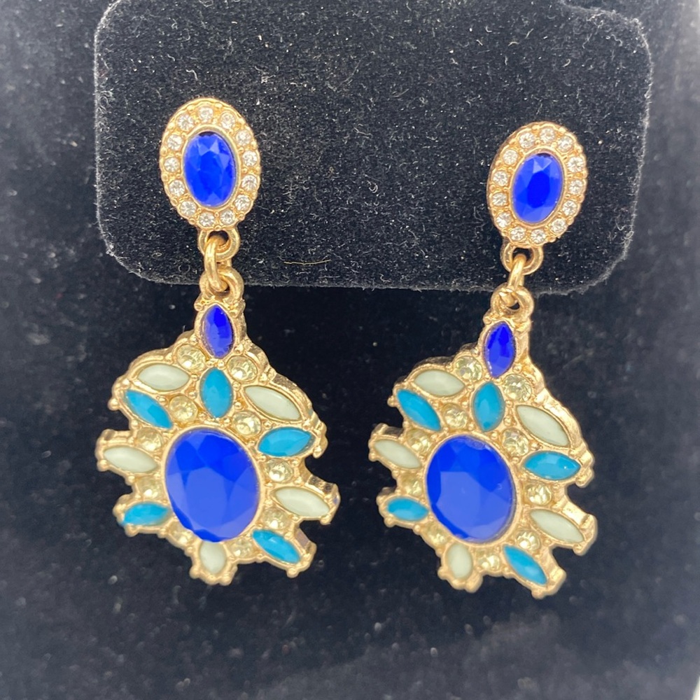Statement faux blue stone dangle and huggie rhinestone earrings